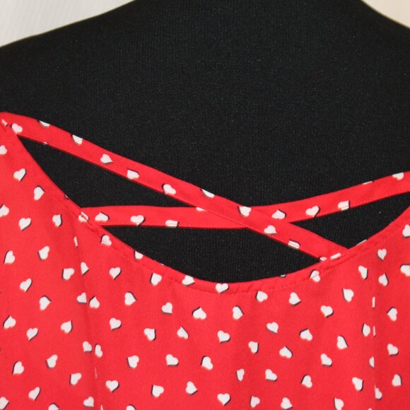 TORRID TANK CAMISOLE Hearts Criss Cross Back 4 4X 26 Pre-Loved - Picture 7 of 11